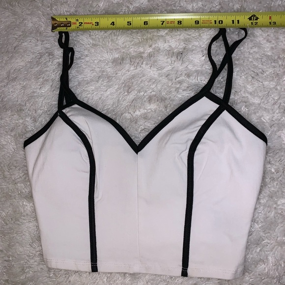 🎊💥🎉HOST PICK🔥💜Cute 🥰 Woman crop top Orr loved like new - Picture 10 of 12